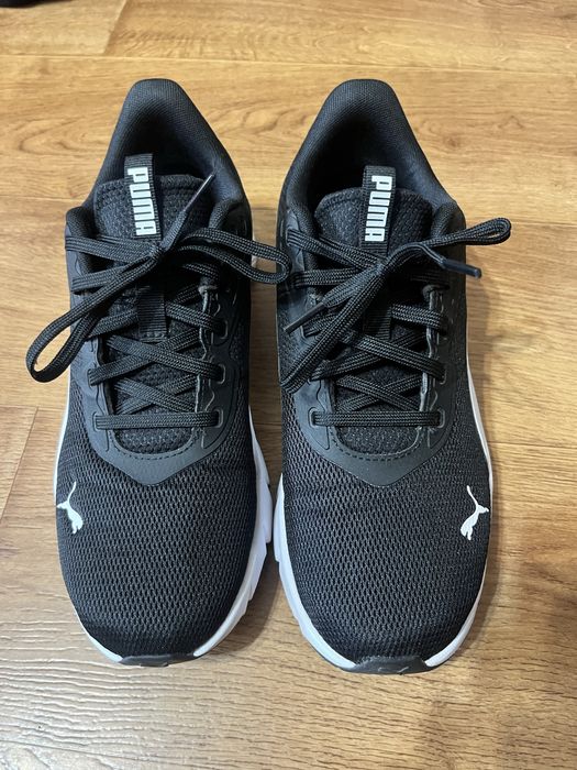 Кросівки Puma FlexFocus Lite унісекс, розмір 42, чорні