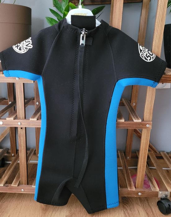 Krótka pianka surfingowa dla dzieci