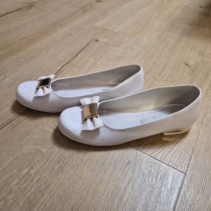 Buty komunijne 34