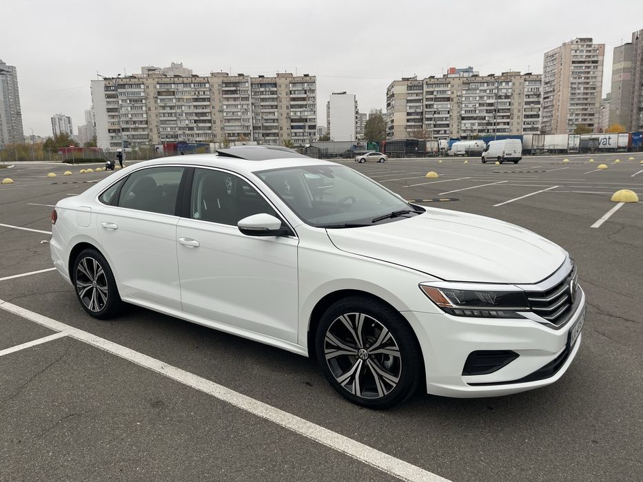 Volkswagen Passat 2020 | 80 000 км | США | Растаможен