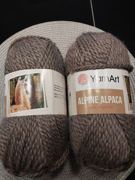 Włóczka  Alpine Alpaka firmy Yarn Art 2sz