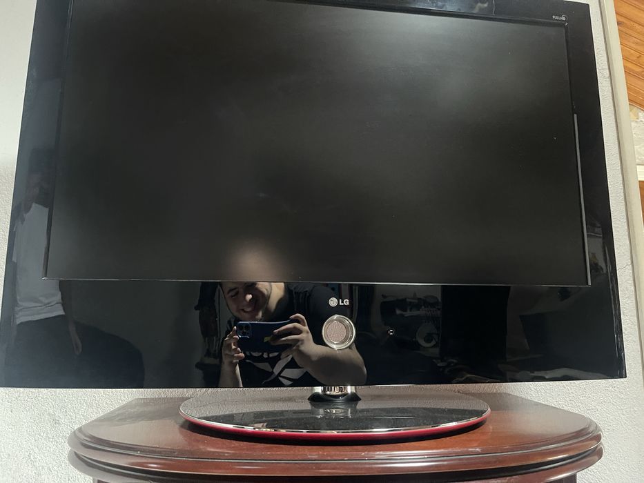 Televisão lg em bom estado