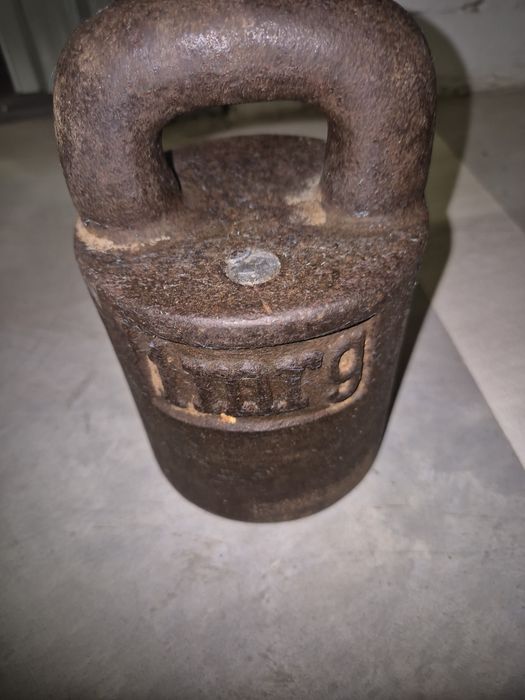 Sprzedam odważnik 10 kg stary z PRL