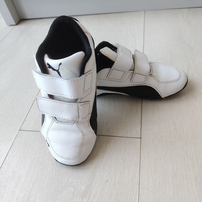 Buty, adidasy, kiedy 28 r