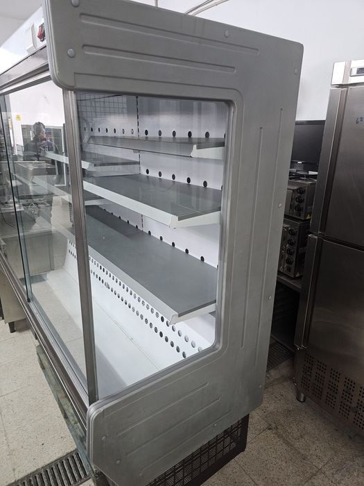 Expositor refrigerado de legumes