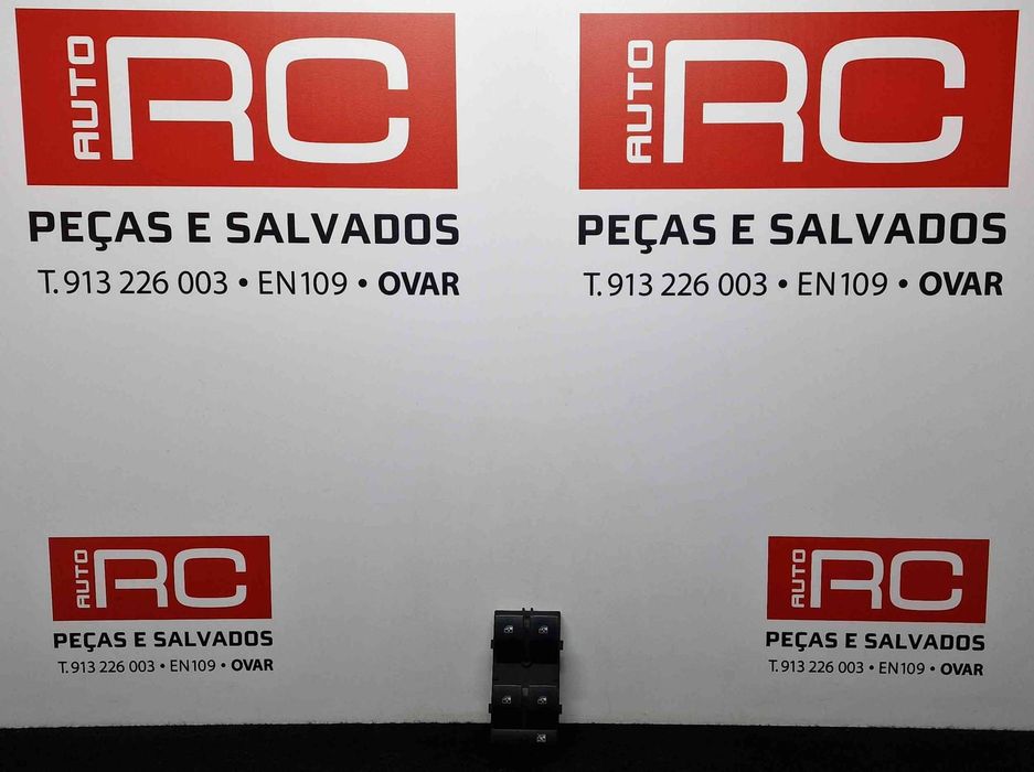 Comando / Botão / Interruptor Vidros Frente Esquerdo 13305011 - OPEL ASTRA J