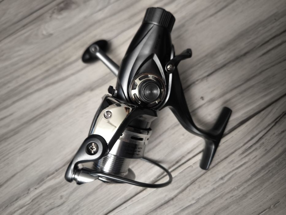 Kołowrotek z wolnym biegiem 3000-S