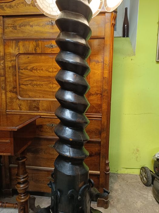 Lampa stojąca stara