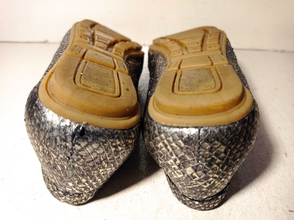 mokasyny skórzane Carinii