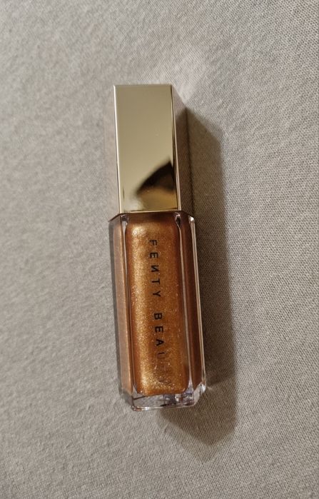 Fenty beauty Cake shake błyszczyk 9 ml