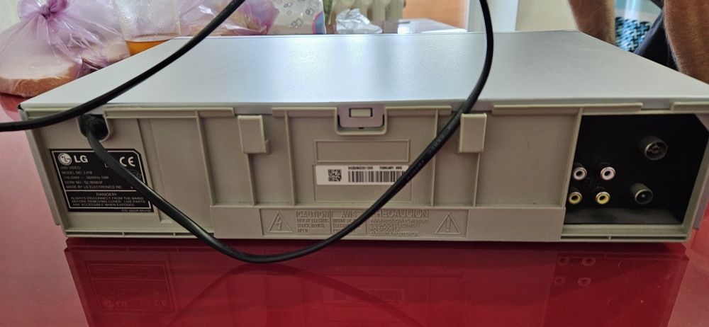 Відеопрогравач 418