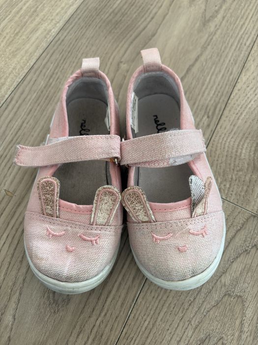 Różowe kapcie dziewczęce – króliczki