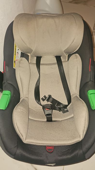 Vendo carrinho de bebê