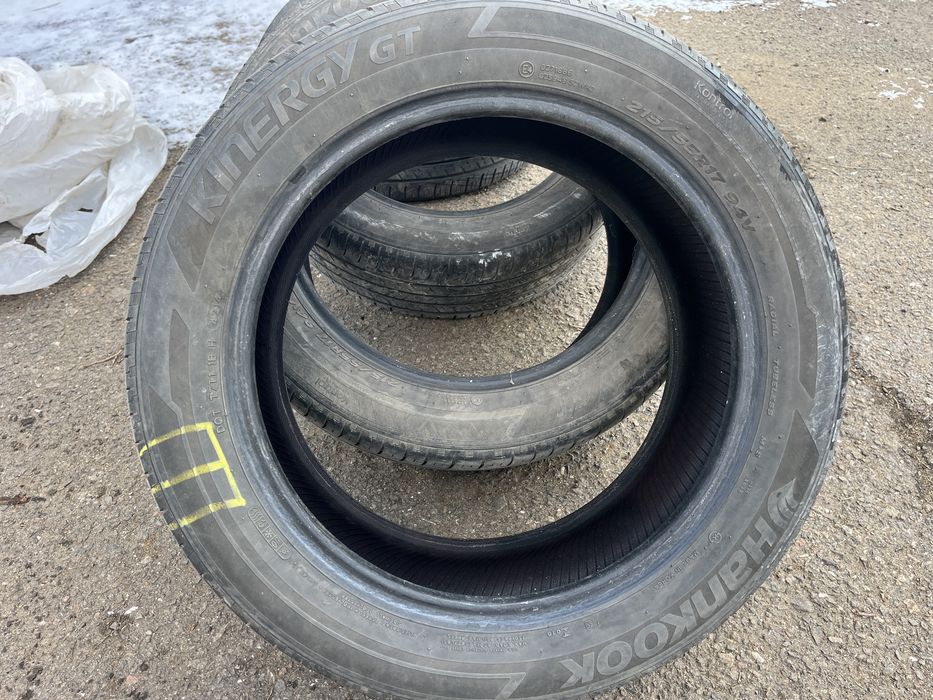 Шины HANKOOK 215/55/17 б/у 4 шт