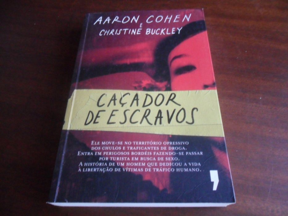 "Caçador de Escravos" de Aaron Cohen e Christine Buckley