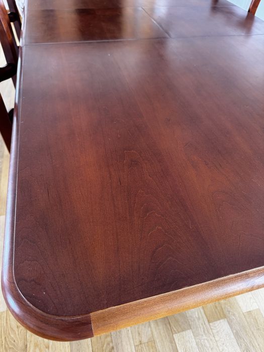 Mesa sala de jantar extensivel em cerejeira + 5 cadeiras