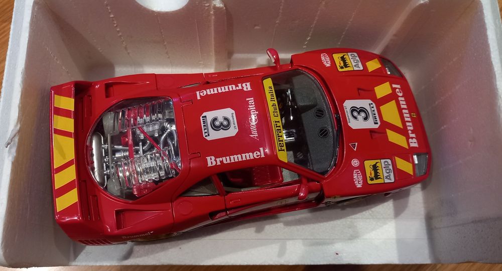 Ferrari F40 Evoluzione 1992 - Burago