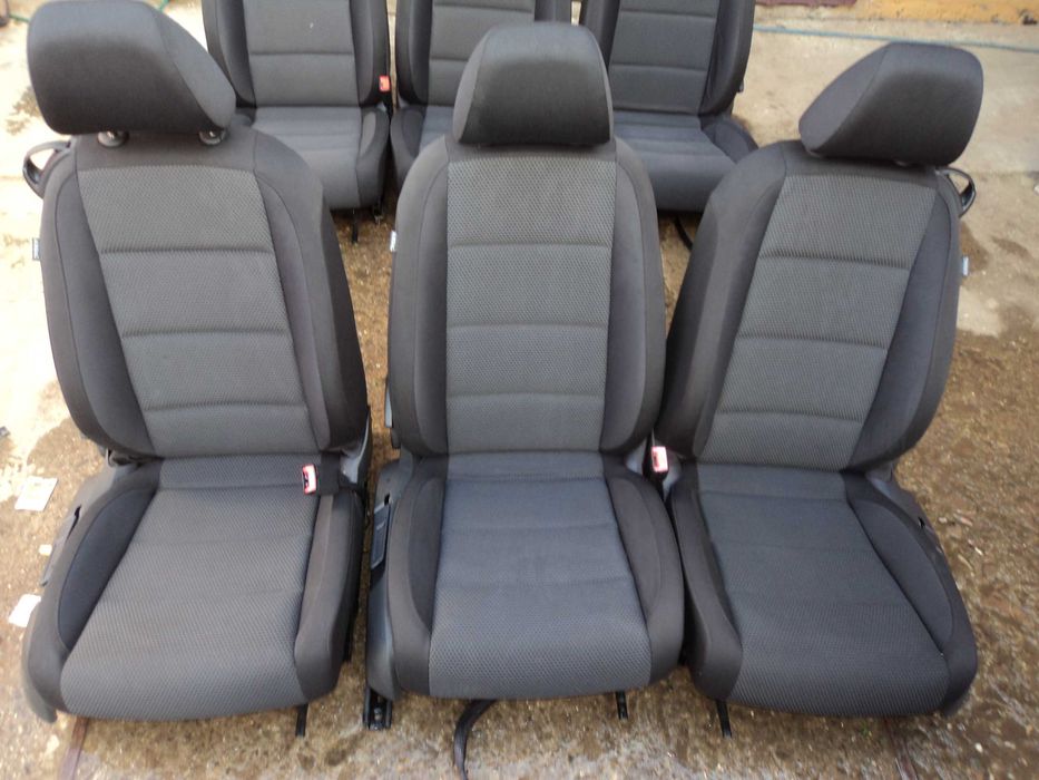 VW Гольф 6 на буси з відкидними спинками сидіння мерс рено ман опель