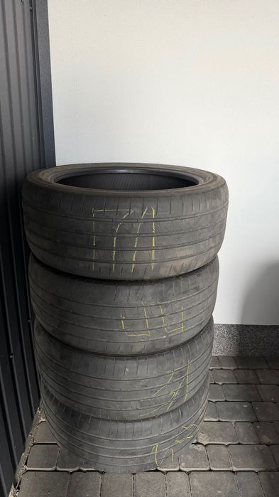 Продам Шини R21 Б/У