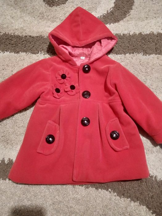 Пальтішко на дівчинку