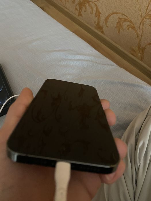 Айфон 12 pro max 128 в майже ідеальному стані