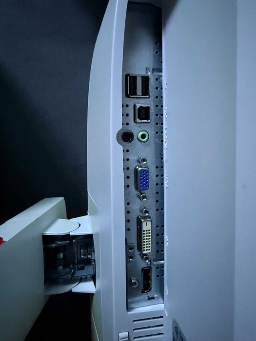 Monitor Fujitsu 24" B24W-7 LED pivot