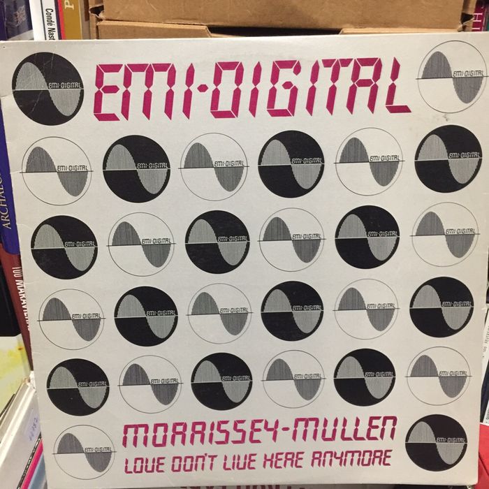 Vinil Single: Morrissey - Mullen - love don’t live here anymore 1979