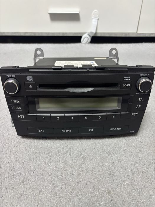 Магнітола Toyota Avensis t27