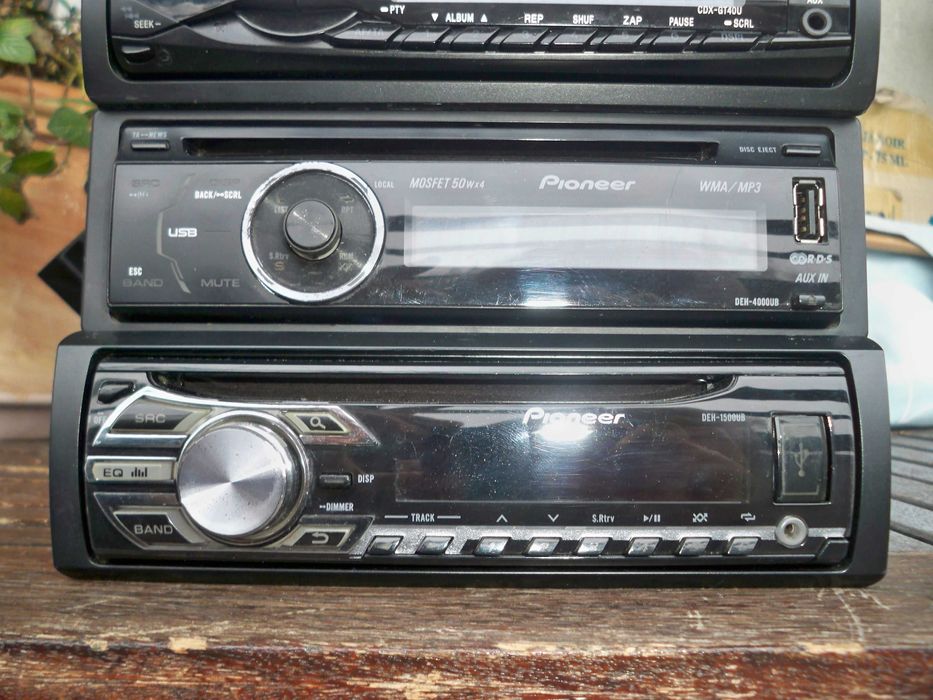 radio samochodowe Pioneer DEH-1500UB i inne Cd/AUX/USB