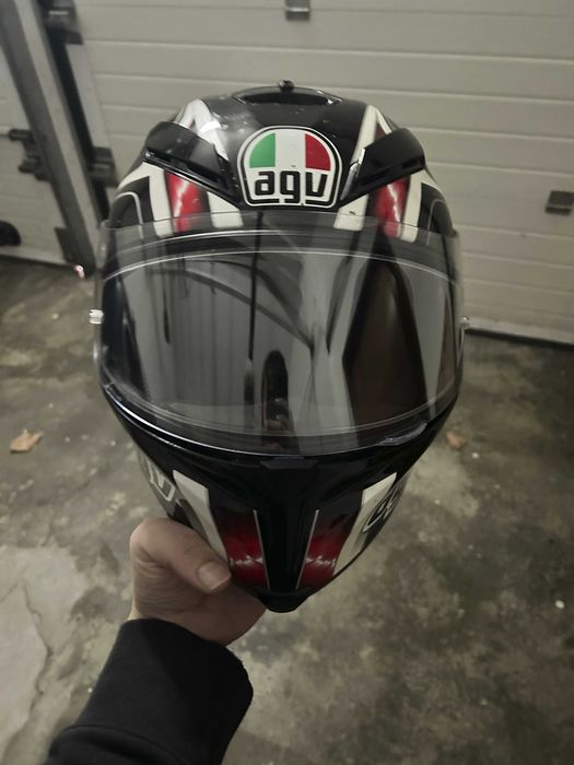 Casaco e capacete de mota