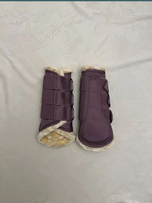 Ochraniacze eskadron z futerkiem