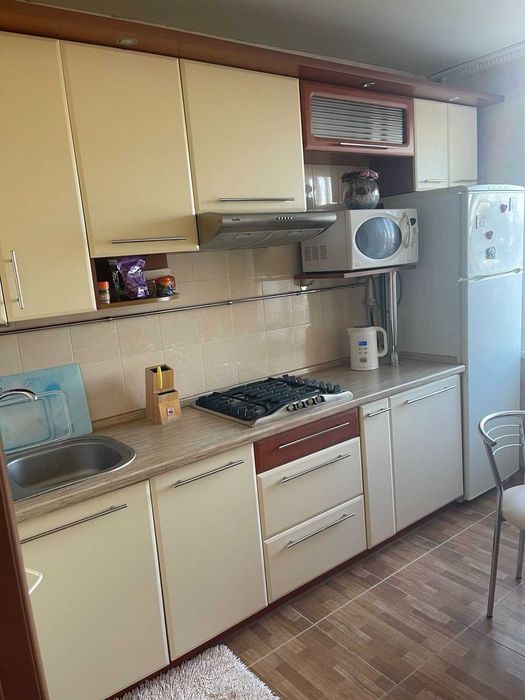 2 кімнатна квартира , Центр вул. Львівська