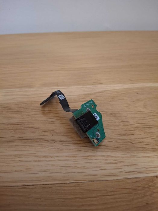 Przednie gniazdo do konsoli Xbox One X