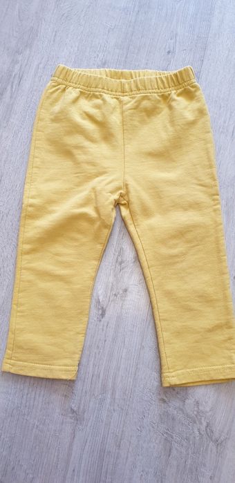 Штани на дівчинку