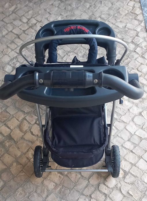 Carrinho de bébé da Pierre Cardin