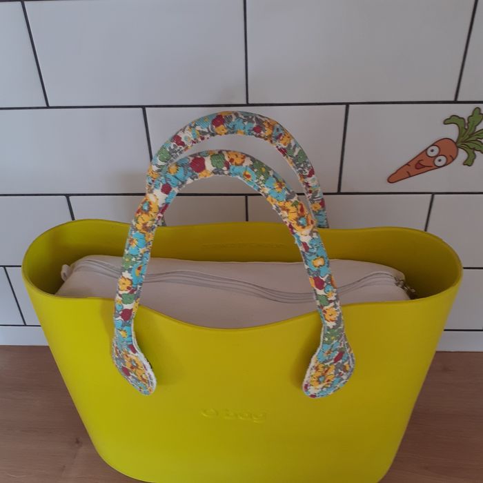 Zestaw Piekny żółty obag mini organizer i uchwyty