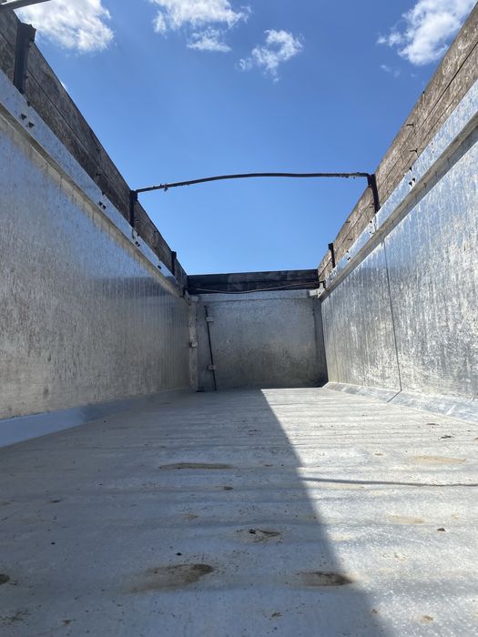 Продам полуприцеп Bodex Kiss