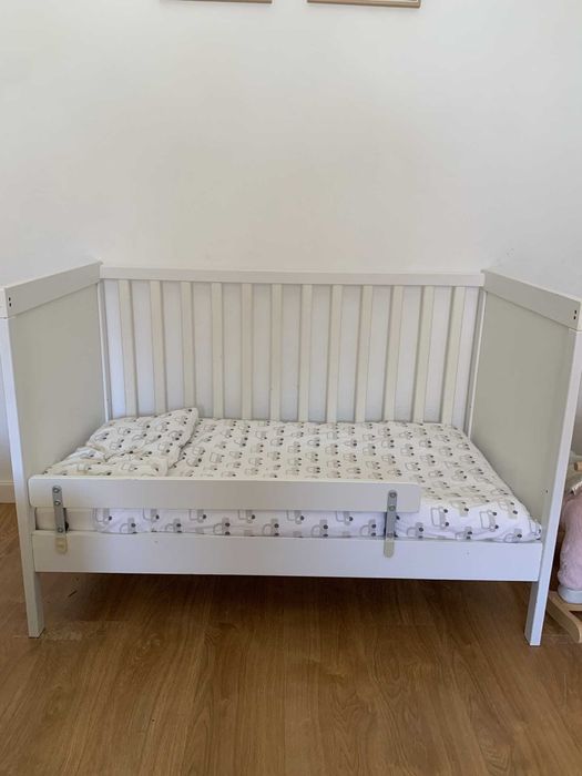 Berço IKEA SUNDVIK completo – 180€