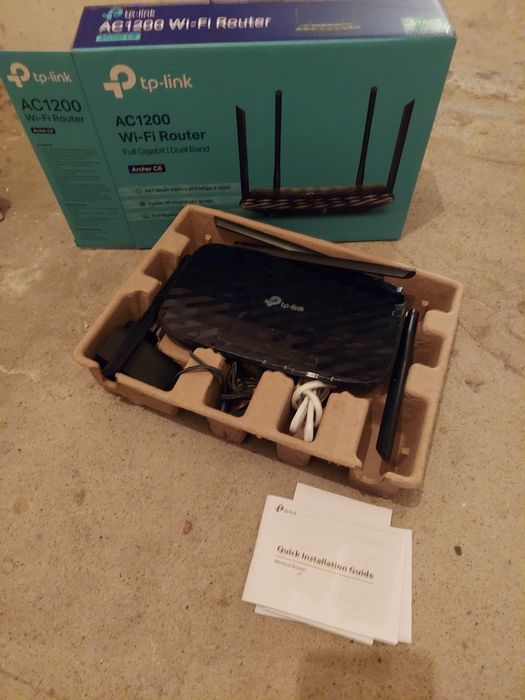TP-Link AC1200 router