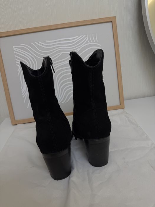 Жіночі козакі Zara 38