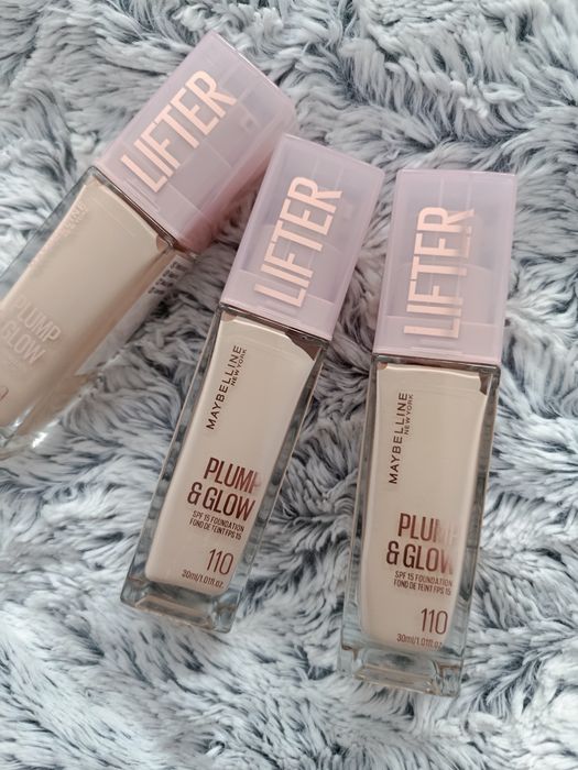 Maybelline NY Plump Glow podkład do twarzy odcień nr 110