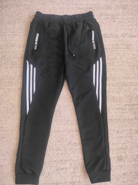 Dres sportowy dwuczęściowy