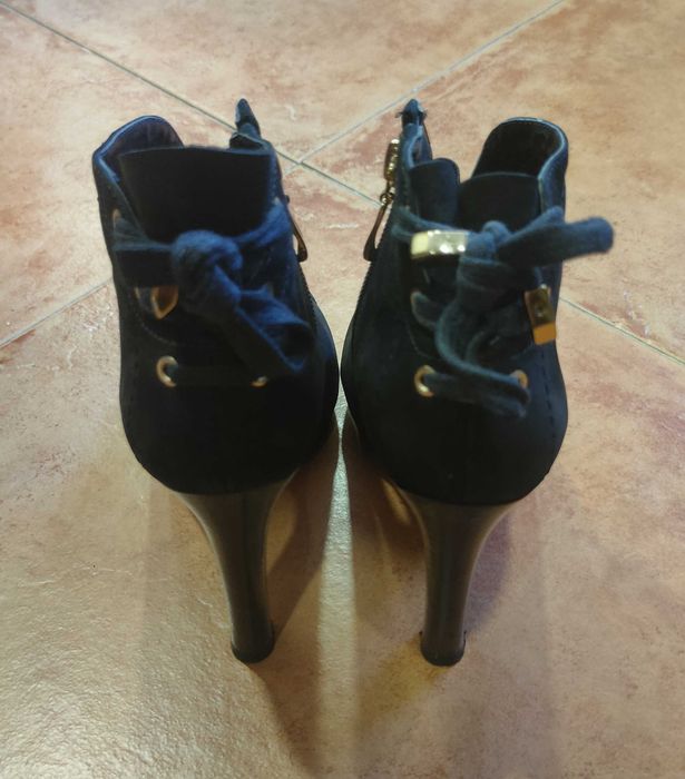 Sandálias Jorge Bischoff (Tamanho 37)