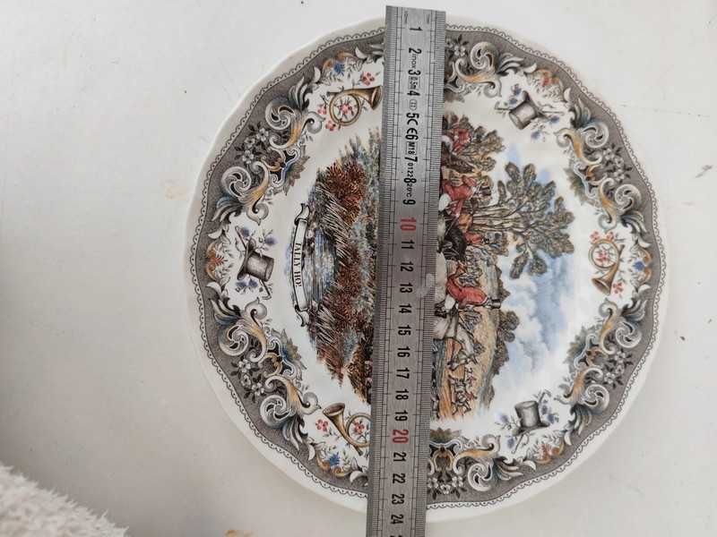 Prato porcelana alusivo à caça