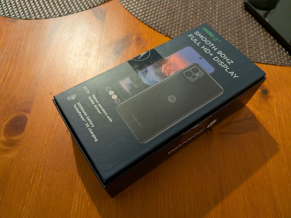 Telefon smartfon Motorola Moto G32 256GB ładny stan