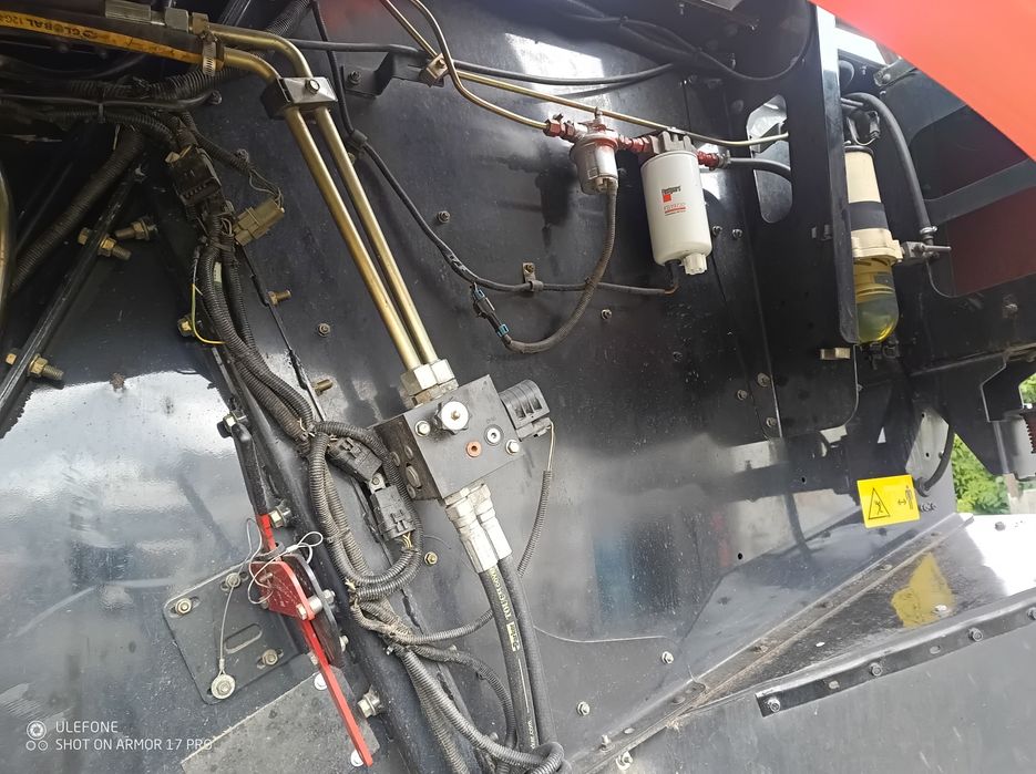 Продам комбайн Кейс 7088