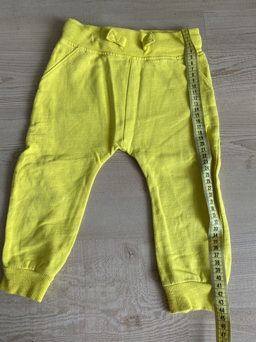 Zolte spodnie 86