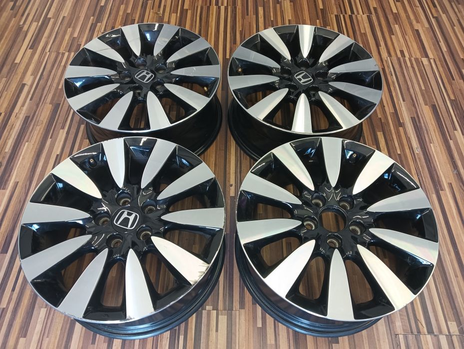 Felgi 17 Calowe 5x114,3 Honda Et: 50 komplet