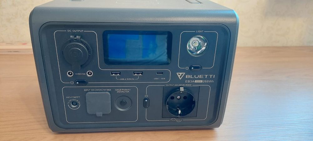 Зарядна станція Bluetti EB3A 268Wh 600W