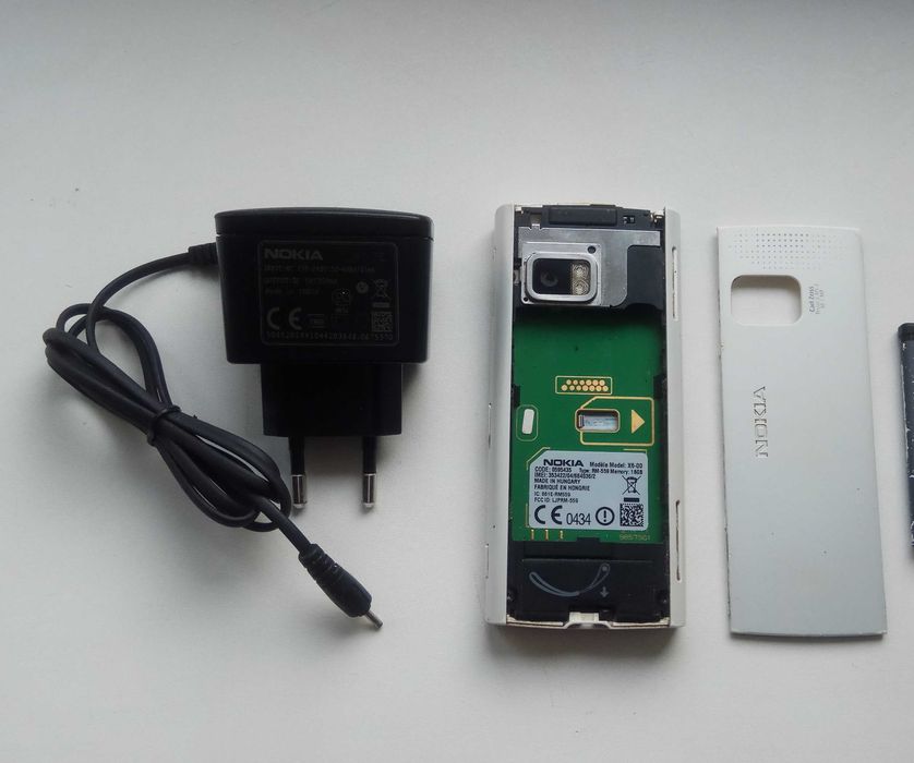 Телефон Nokia X6-00  16 Gb  в коллекцию